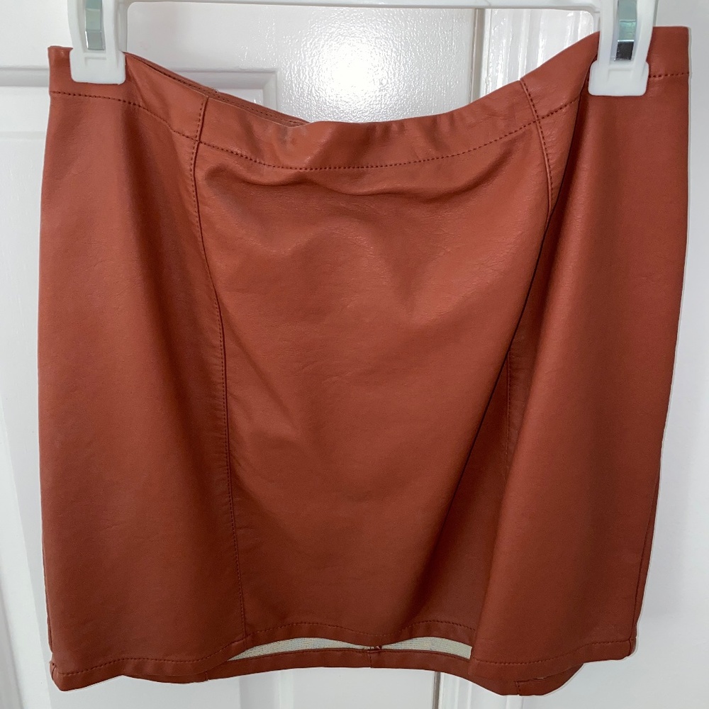 Forever 21 PU skirt